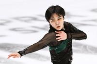　演技する宇野昌磨＝北京（共同）