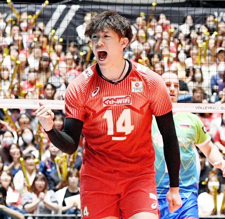 　日本のエースとしてチームをけん引する石川（撮影・佐々木彰尚）