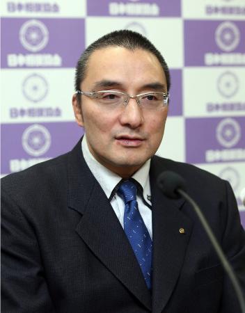 　錣山親方＝２０１５年１月撮影