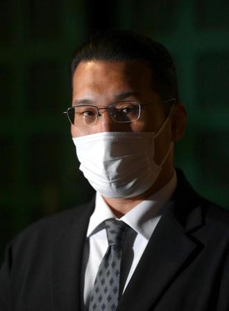 　取材に応じる立田川親方（撮影・堀内翔）