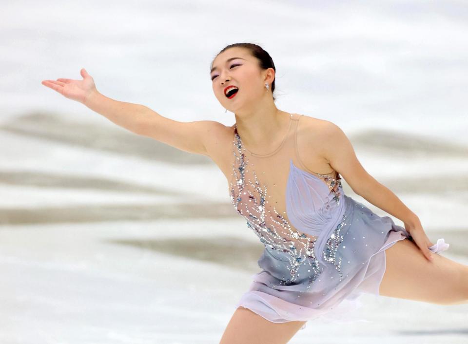 　女子ＳＰで演技する坂本花織