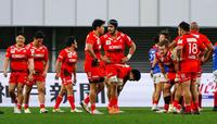 　ＢＬ東京に敗れ、肩を落とす神戸フィフティーン