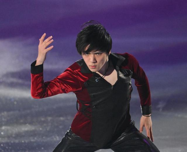 フィギュア 宇野昌麿が“神回答”で会場沸かす SNS話題の衣装間違いに