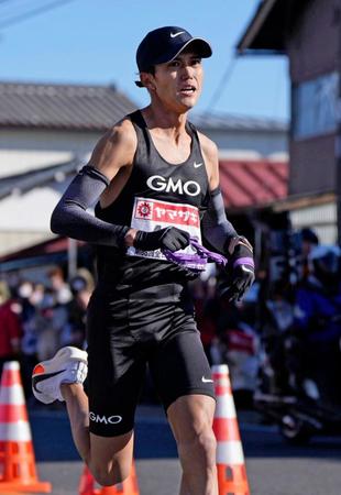 ６区を力走するＧＭＯインターネットグループの大迫傑＝群馬県伊勢崎市