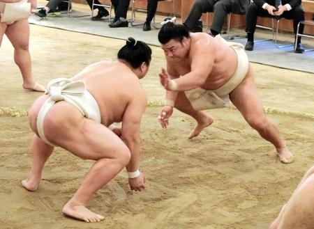 霧島　綱とりへ順調調整　豊昇龍、大栄翔らに１６勝２敗