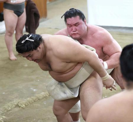 照ノ富士　貴景勝らと手応えの１３番　初場所出場意欲、八角理事長「序盤を乗り切れば大丈夫だと思う」