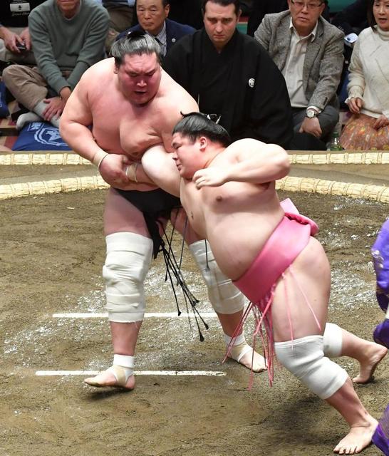 大相撲 小結・宇良 反物 沈着 