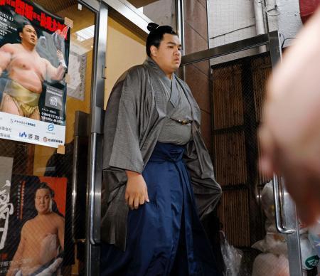宮城野親方は２階級降格処分　日本相撲協会、北青鵬は引退勧告