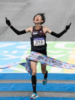 　初マラソンで優勝した平林清澄