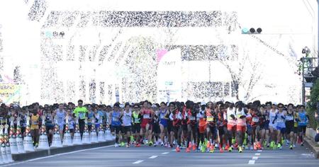 【写真】世界新ペース！スタートから５キロで先頭集団から日本選手消える　ＳＮＳ厳しい声「こんなんで五輪争えんやろ」
