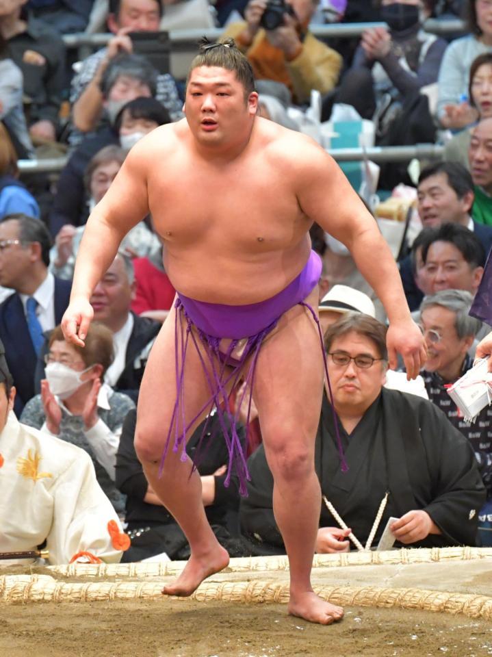 　新入幕初日から１０連勝を挙げた尊富士（撮影・和田康志）