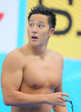 　男子２００Ｍ個人メドレー予選を終えタイムを見る瀬戸大也（撮影・吉澤敬太）