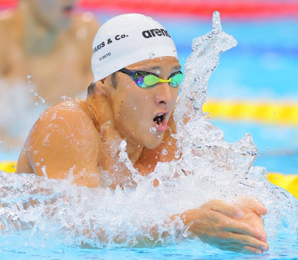 　力泳する瀬戸大也（撮影・吉澤敬太）