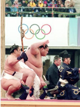 ＩＯＣ公式サイトも曙さん追悼　９８年長野五輪で土俵入り