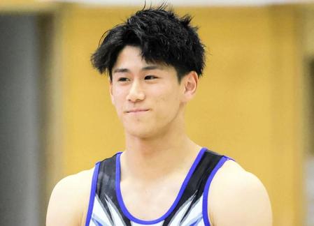 強すぎる！橋本大輝が圧巻４連覇　平行棒で右腕痙るアクシデントもなんの　３種目で全体トップ　２位に３・９点差の圧勝で内村航平以来の快挙　２位は岡慎之助、３位は萱和磨