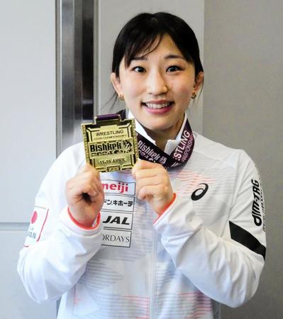 レスリング・須崎優衣　パリ五輪で「最高の金取る」　アジア選手権Ｖも「悔しい内容。この経験生かせたら」