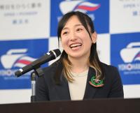 　「日本カーリング選手権大会　横浜２０２５」開催が決まり、笑顔で喜びを語る藤沢五月（撮影・伊藤笙子）