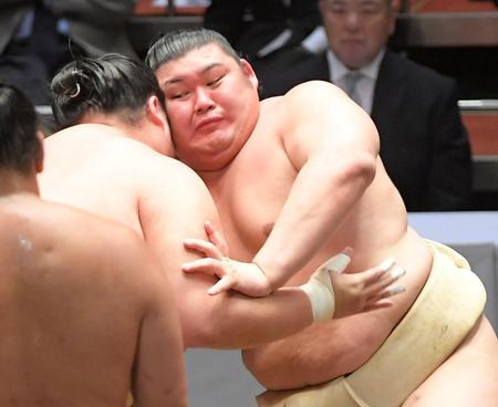 新小結大の里が稽古総見で存在感　大関陣に３勝３敗「自信にもなった」