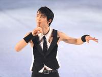 　フィナーレで可愛らしい表情を見せる羽生結弦さん（撮影・堀内翔）