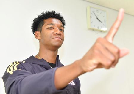 　２日のレースで１位を目指す村竹ラシッド（撮影・中田匡峻）