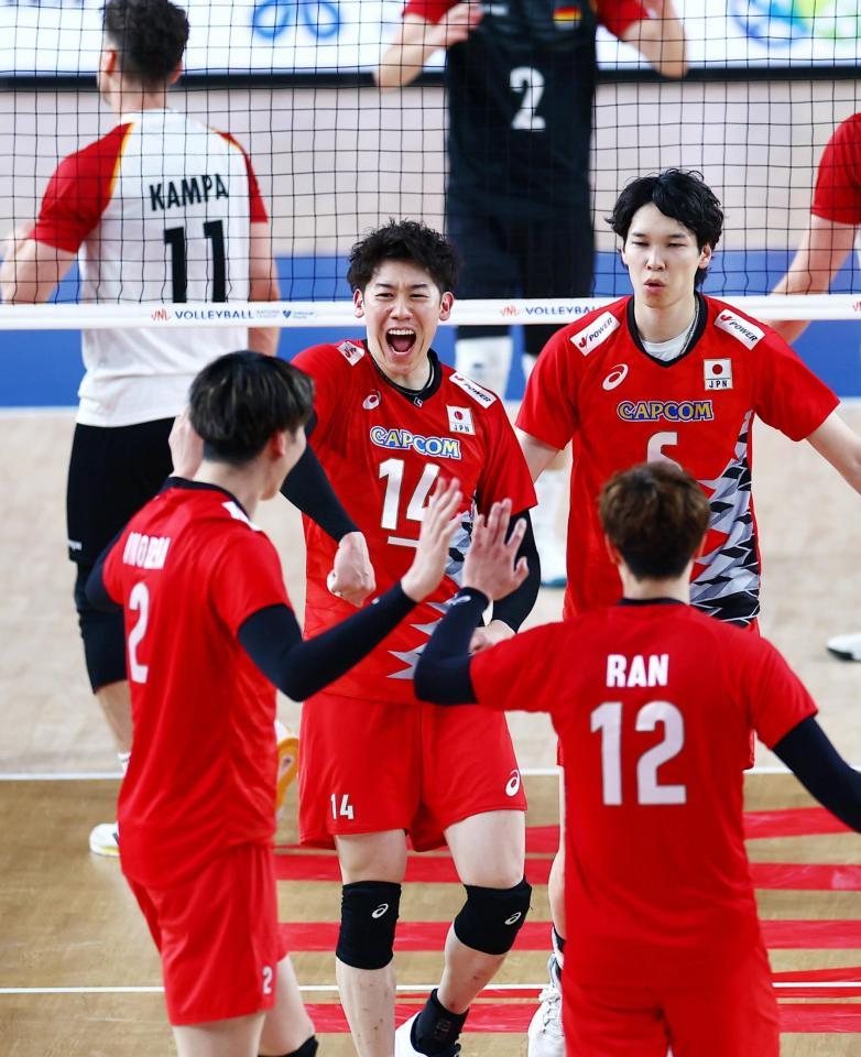 石川祐希選手　4点セット hqdefault.jpg