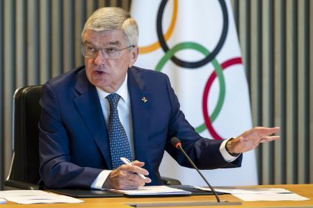 　ＩＯＣ理事会に臨むバッハ会長＝１２日、ローザンヌ（ＡＰ＝共同）