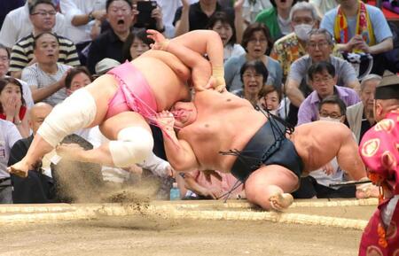 貴景勝　宇良に“激勝”「勝たなきゃいけないので」かど番脱出へ２勝目