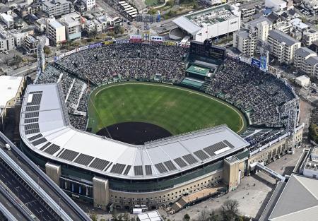 　甲子園球場＝兵庫県西宮市