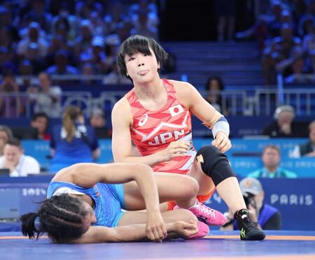 衝撃ほぼ喧嘩　藤波朱理ＶＳ伊調馨コーチの怒涛スパーリングがエグすぎる