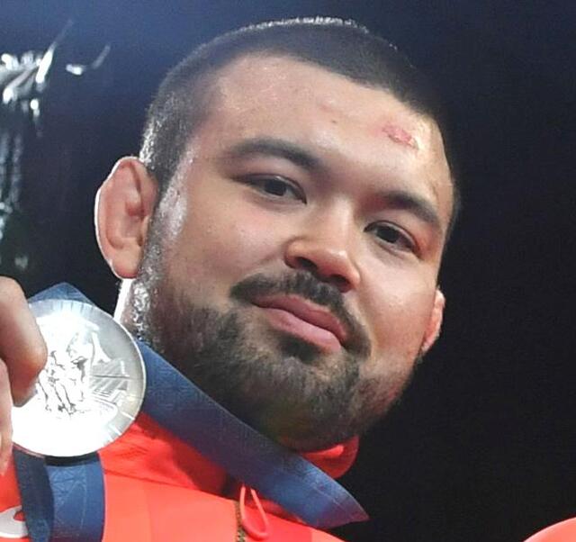 ウルフ・アロン顔真っ赤で動揺 美貌金メダリストへの態度「これはもう