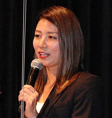 青木愛３９歳　衝撃美貌の卓球＆柔道選手に変身「美女アスリート誕生」「すごい」