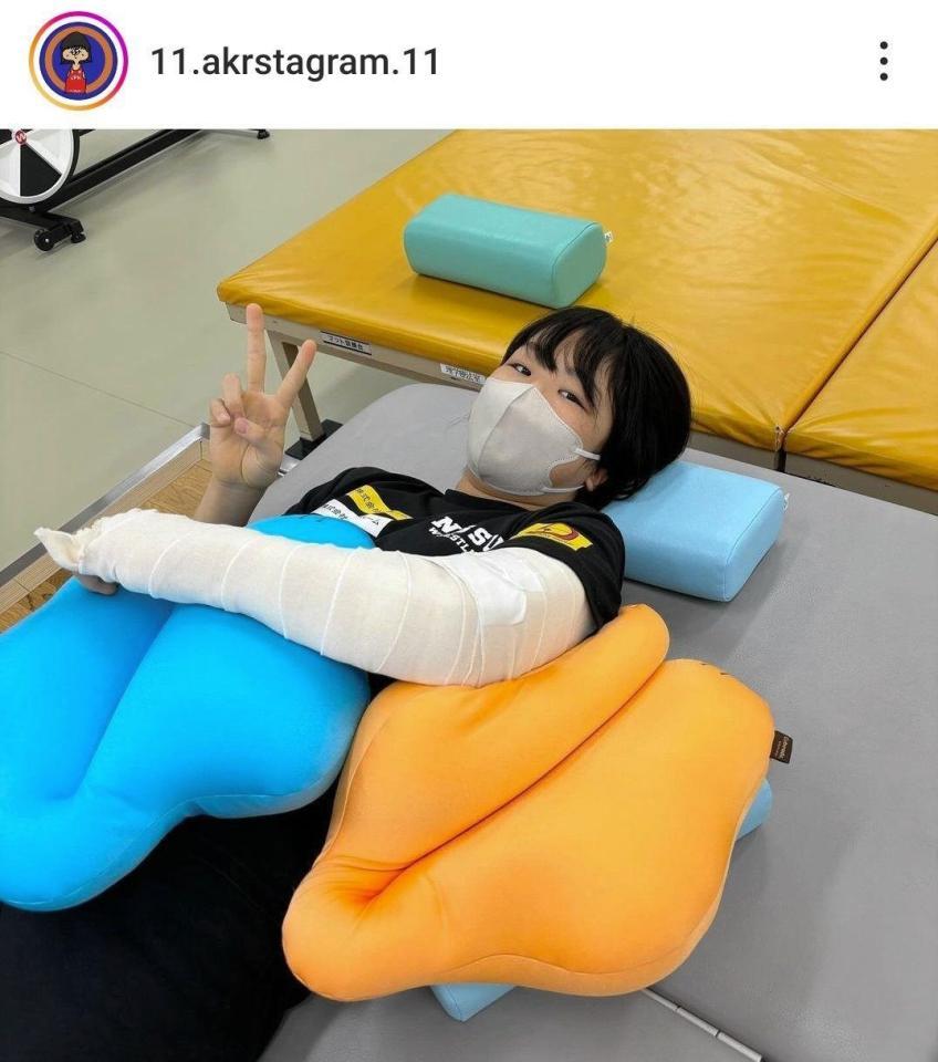 　藤波朱理のインスタグラム（１１．ａｋｒｓｔａｇｒａｍ．１１）より