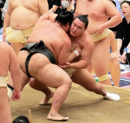 豊昇龍が夏巡業合流　名古屋場所途中休場の右内転筋負傷から復帰「しっかり頑張りたい」