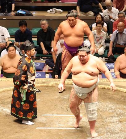 尊富士止まらん無敗の７連勝　６日目に豪快すぎた塩まきは控えめ「昨日の今日なので」