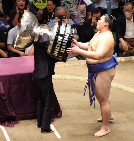 優勝の大の里　大関昇進確実に「まだ稽古して上に」大雨被害の故郷・石川県の話題に神妙「大変な状況になっている」