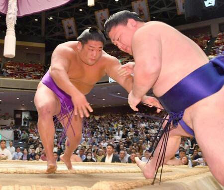 尊富士が１３勝目で再入幕へ前進　大関昇進の大の里へライバル意識「追いかけるつもりでこれから頑張る」