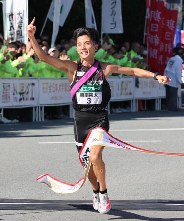 どうなる箱根駅伝　３強の様相　国学院大が３冠王手も青学大・原監督「１強ではない」駒大は“怪物”佐藤圭汰が復帰、大八木総監督明言「使う予定」