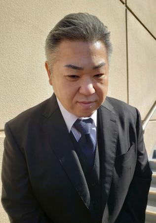 　北の富士勝昭さんの訃報を受け、取材に応じる九重親方＝２１日午後、福岡市