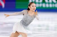 　女子フリーで演技する松生理乃