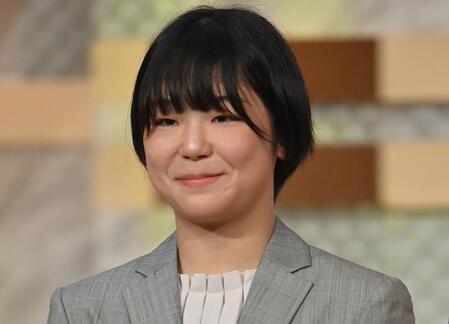 レスリング女子　ツヨカワ新旧五輪金メダリストが共演　まさかの変顔写真も「２人とも可愛い」♥マークの２ショも