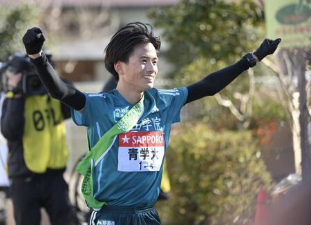 区間新記録でゴールした青学大・若林宏樹（撮影・伊藤笙子）