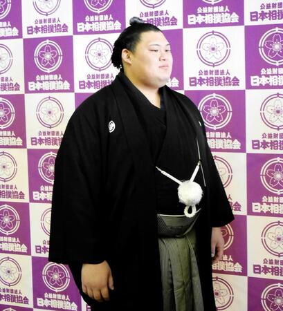 大の里が大銀杏を初披露　ちょんまげ卒業に「やっと結えました。うれしいですね」　ファンからは「似合っているよ」の声