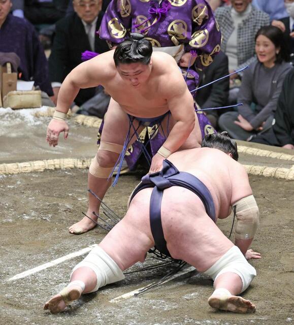 大横綱照國生写真 照國 - 歴代横綱 - 日本相撲協会公式サイト