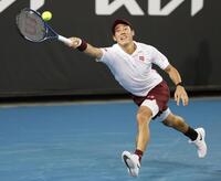 　男子シングルス２回戦でプレーする錦織圭