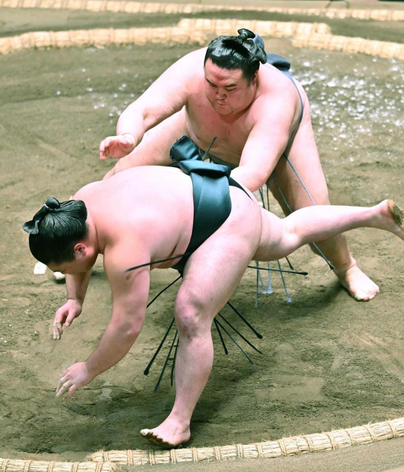 　押し倒しで時疾風を破る金峰山