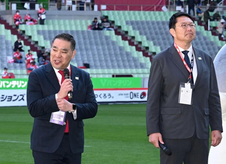 　被災体験などを語る増保氏（左）と桜庭氏