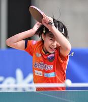 　ジュニア女子準々決勝でプレーする松島美空（撮影・開出牧）