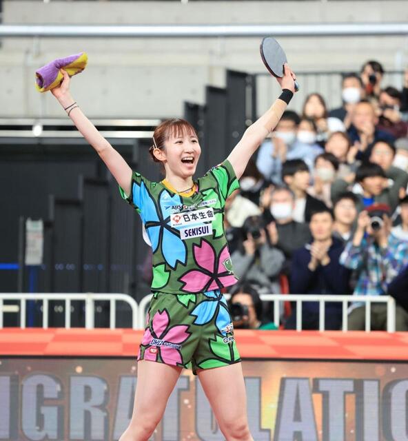 女王強し！早田ひなが圧巻の3連覇 パリで負傷の左手首不安の中で16