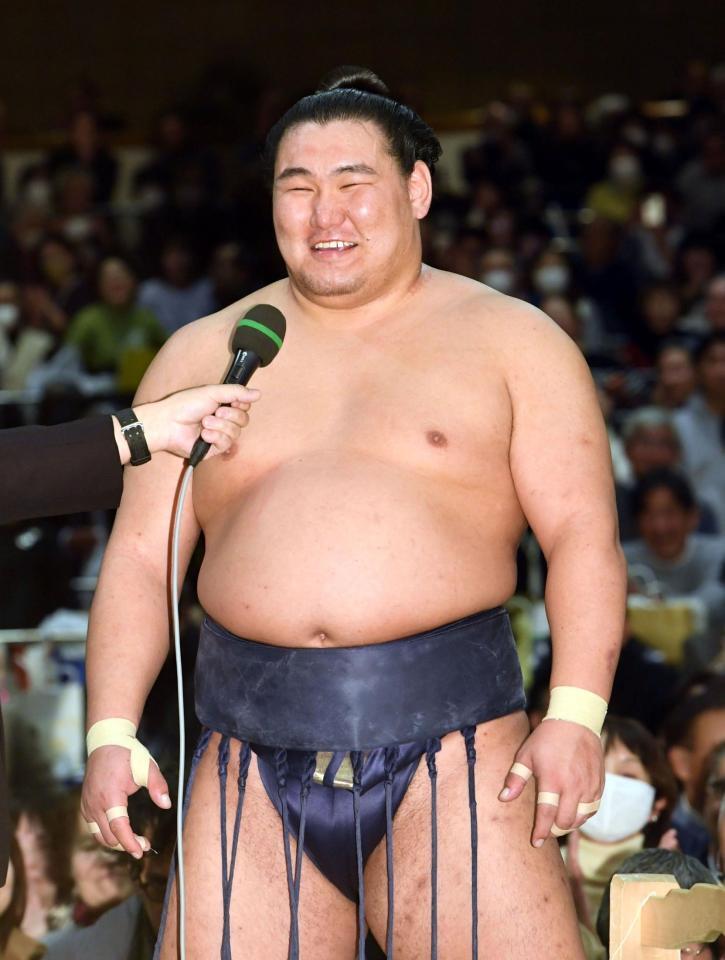 2度目Vの豊昇龍、横綱への思いを問われ「しっかり、一から頑張ります