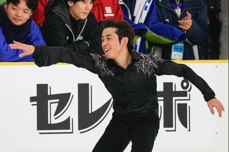 　演技する織田信成